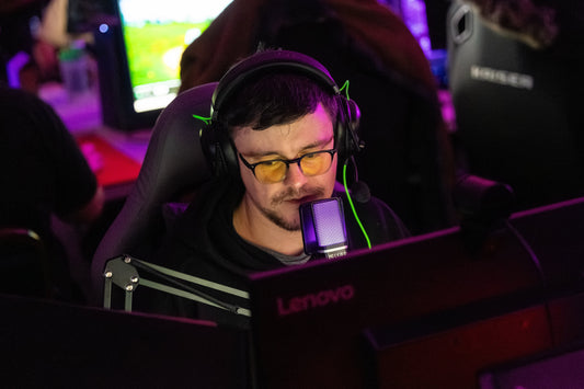 Does Monitor Brightness Really Reduce Eye Strain? What Every Gamer Should Know
